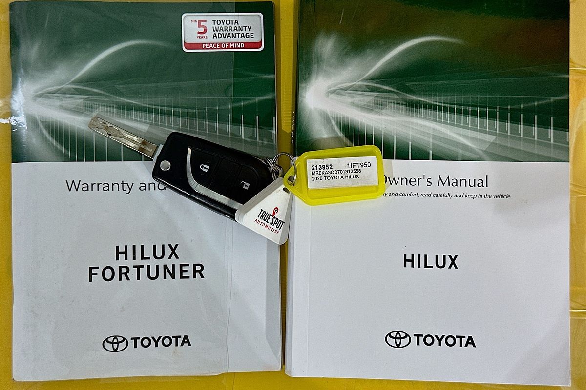2020 Toyota HILUX SR (4x4) GUN126R FACELIFT 4X4