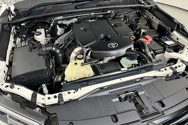 2021 Toyota HILUX SR5+ (4x4) GUN126R FACELIFT 4X4
