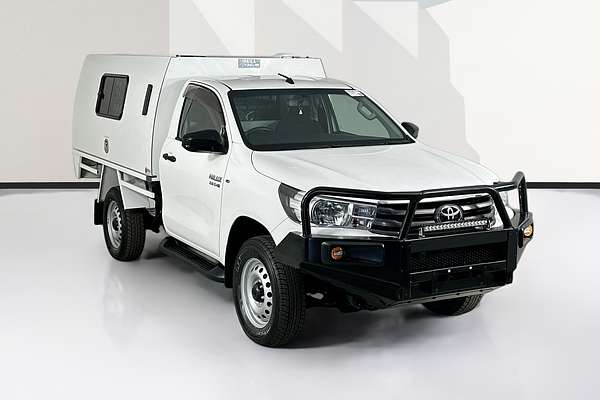 2019 Toyota HILUX SR (4x4) GUN126R MY19 4X4