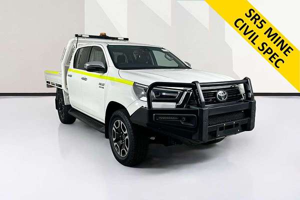 2021 Toyota HILUX SR5 (4x4) GUN126R FACELIFT 4X4