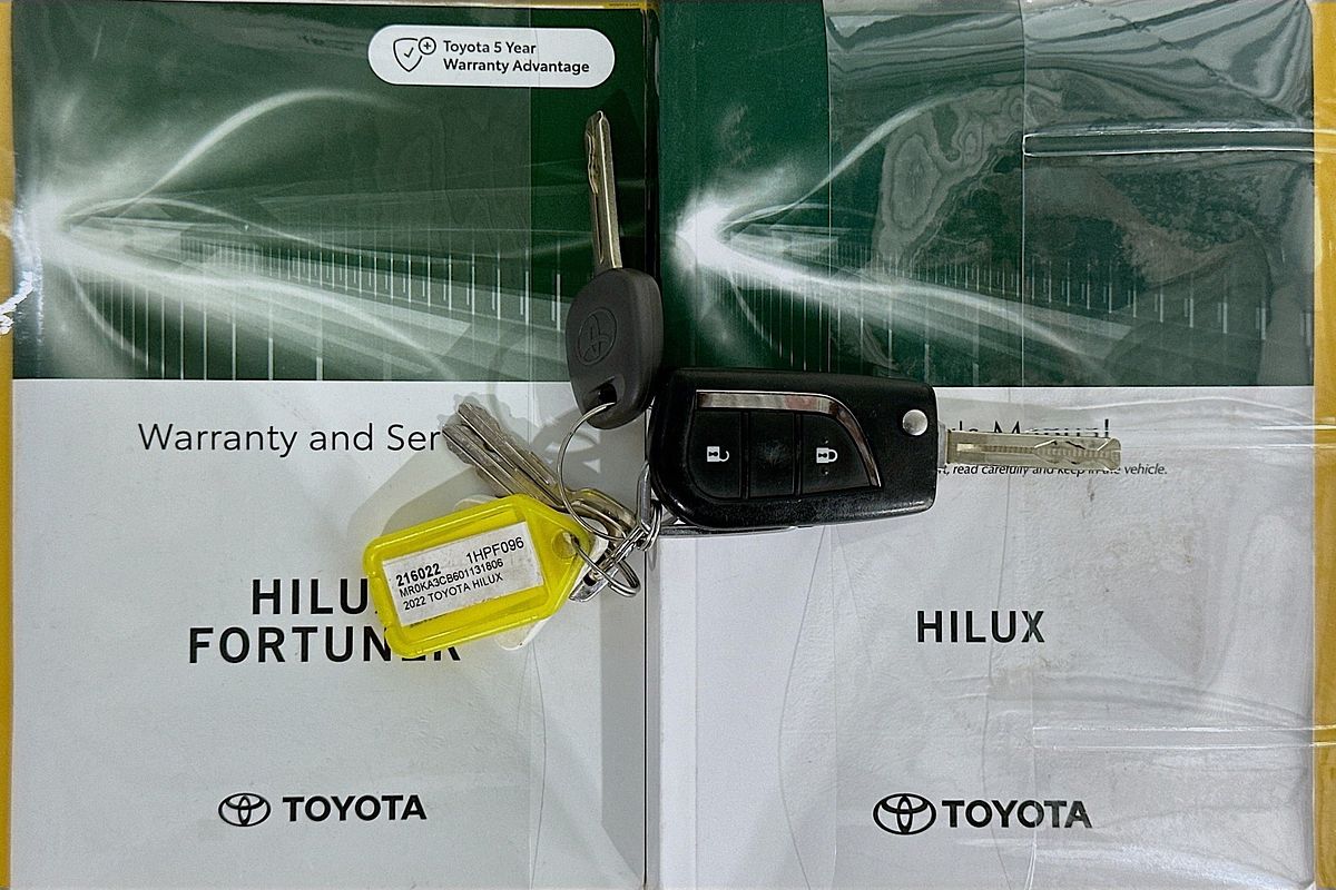 2022 Toyota HILUX SR (4x4) GUN126R 4X4