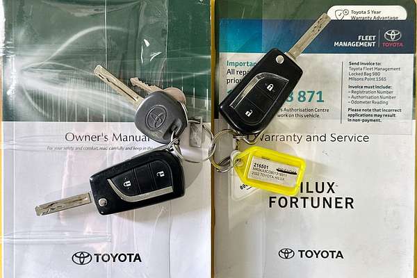 2022 Toyota HILUX SR (4x4) GUN126R 4X4