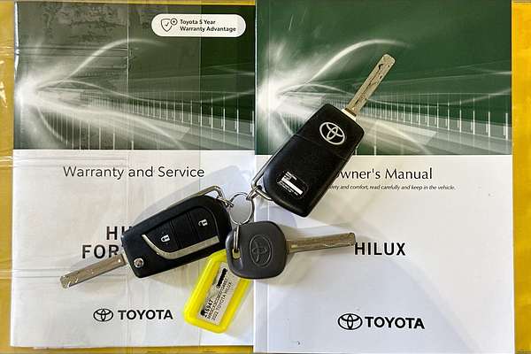 2022 Toyota HILUX WORKMATE (4x2) TGN121R REAR WHEEL DRIVE