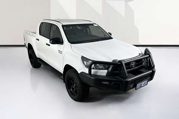 2021 Toyota HILUX SR (4x4) GUN126R FACELIFT 4X4