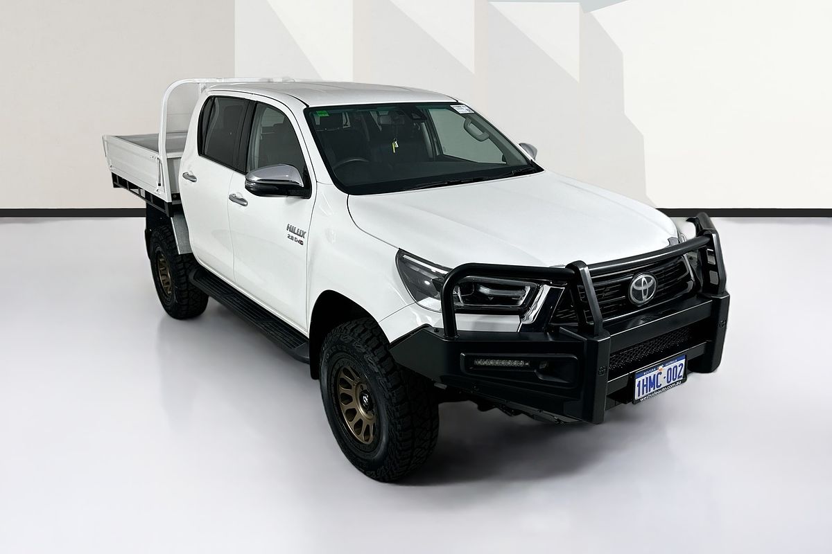 2021 Toyota HILUX SR5 (4x4) GUN126R 4X4
