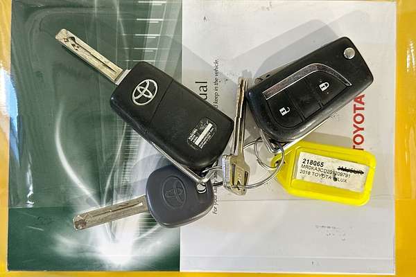 2018 Toyota HILUX SR (4x4) GUN126R MY17 4X4