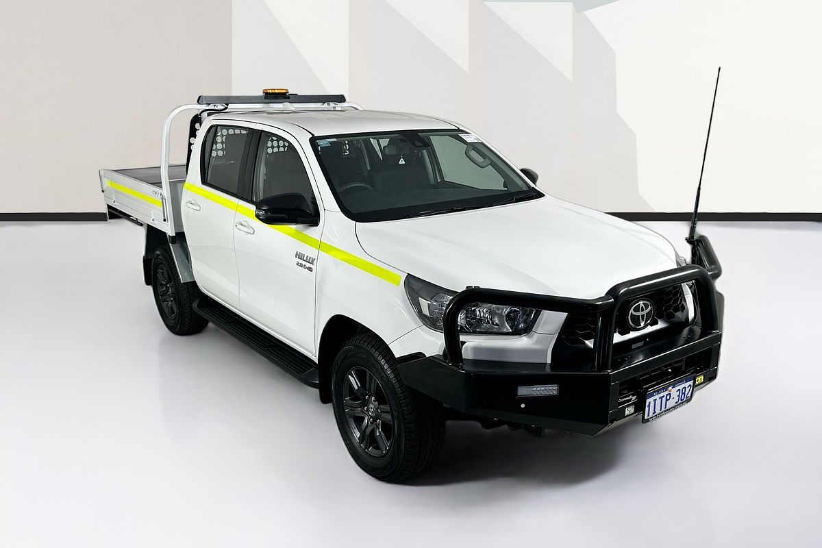 2024 Toyota HILUX SR 48V (4x4) GUN126R 4X4