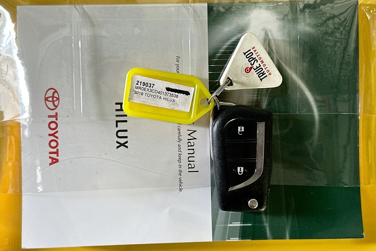 2019 Toyota HILUX WORKMATE TGN121R MY19 REAR WHEEL DRIVE