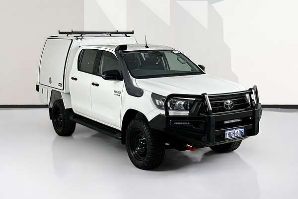 2020 Toyota HILUX SR (4x4) GUN126R FACELIFT 4X4