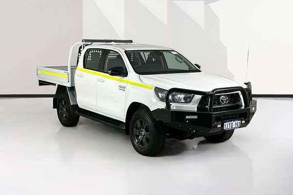 2025 Toyota HILUX SR (4x4) STEEL WHEELS GUN126R RC 4X4
