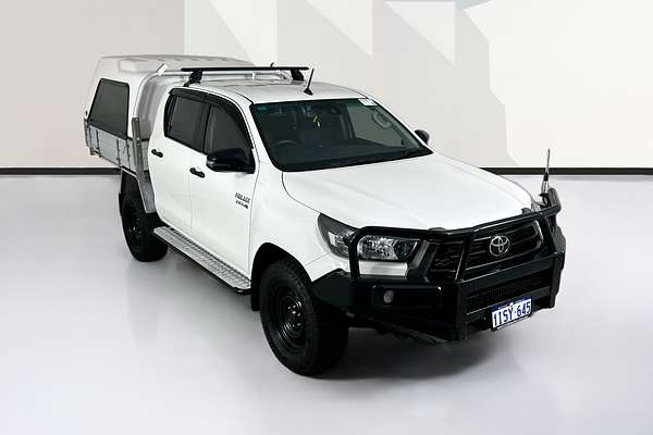 2020 Toyota HILUX SR (4x4) GUN126R FACELIFT 4X4