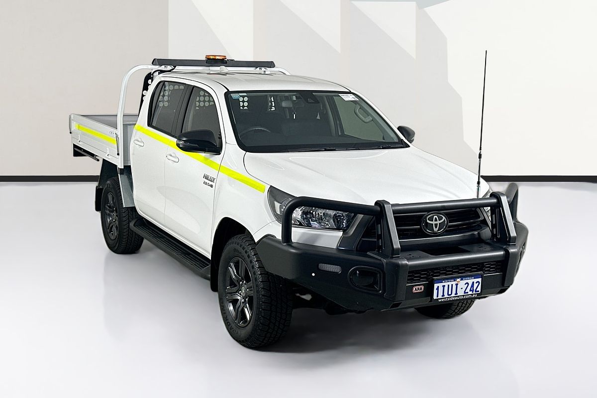 2024 Toyota HILUX SR 48V (4x4) GUN126R 4X4