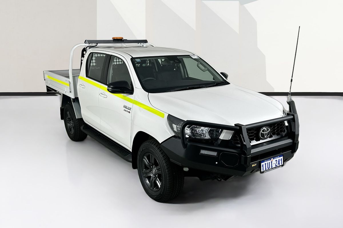 2024 Toyota HILUX SR 48V (4x4) GUN126R 4X4
