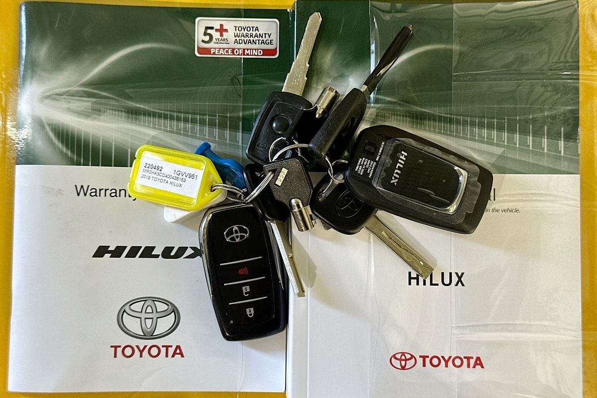 2019 Toyota HILUX SR5 (4x4) GUN126R MY19 4X4