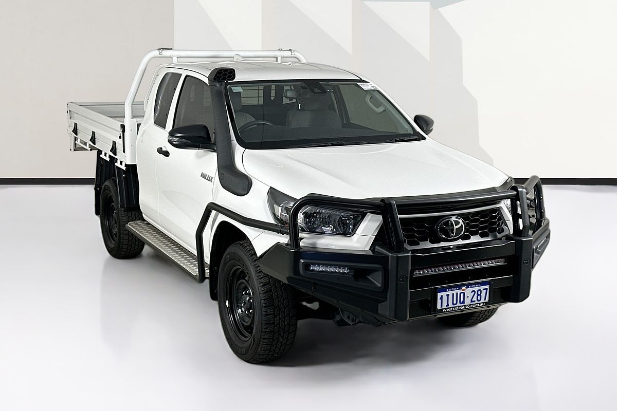 2025 Toyota HILUX WORKMATE (4x4) GUN125R RC 4X4