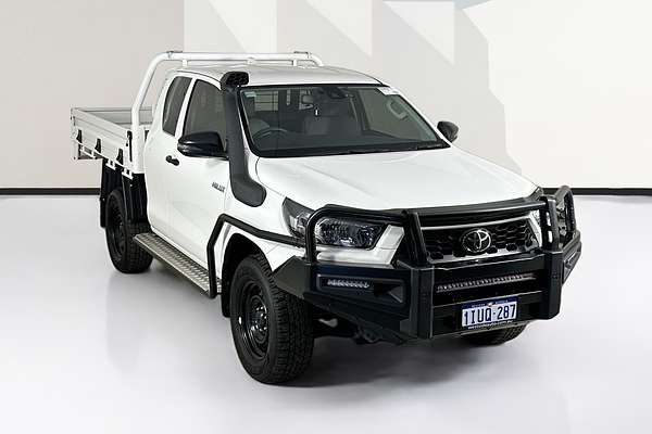 2025 Toyota HILUX WORKMATE (4x4) GUN125R RC 4X4