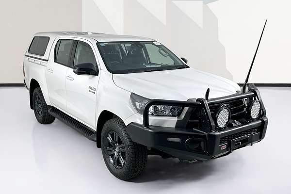 2024 Toyota HILUX SR (4x4) GUN126R FACELIFT 4X4