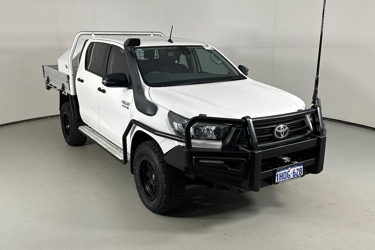 2021 Toyota HILUX SR (4x4) GUN126R FACELIFT 4X4