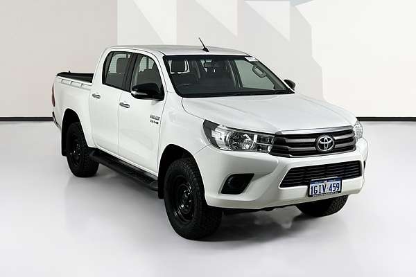 2017 Toyota HILUX SR HI-RIDER GUN136R REAR WHEEL DRIVE