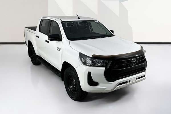 2021 Toyota HILUX SR (4x4) GUN126R 4X4