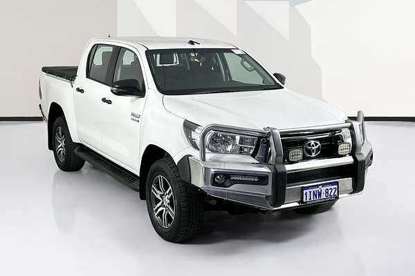 2018 Toyota HILUX SR (4x4) GUN126R MY19 4X4