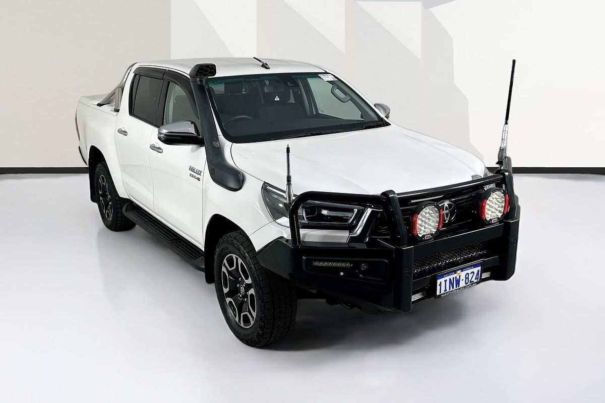 2021 Toyota HILUX SR5 (4x4) GUN126R 4X4