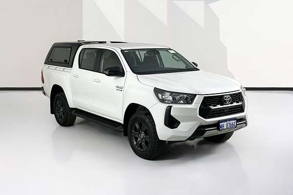 2024 Toyota HILUX SR (4x4) GUN126R 4X4