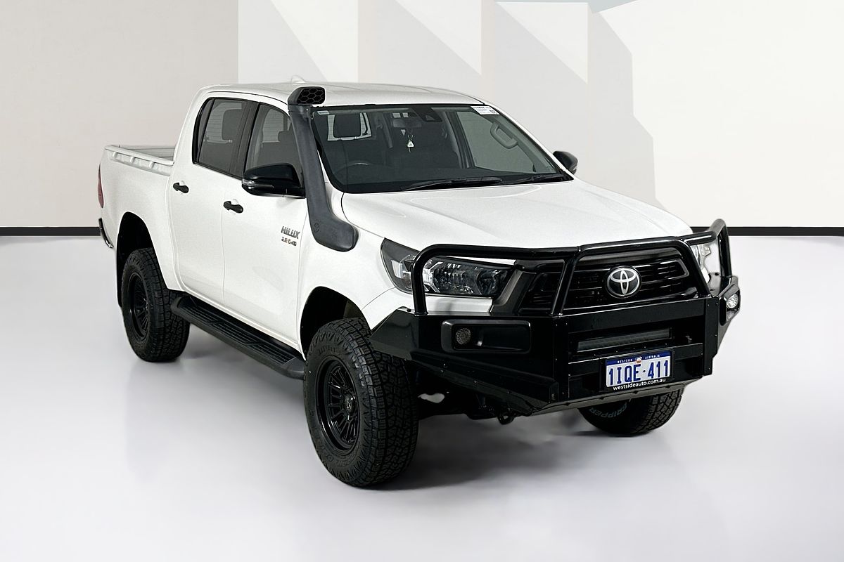 2021 Toyota HILUX SR (4x4) GUN126R FACELIFT 4X4