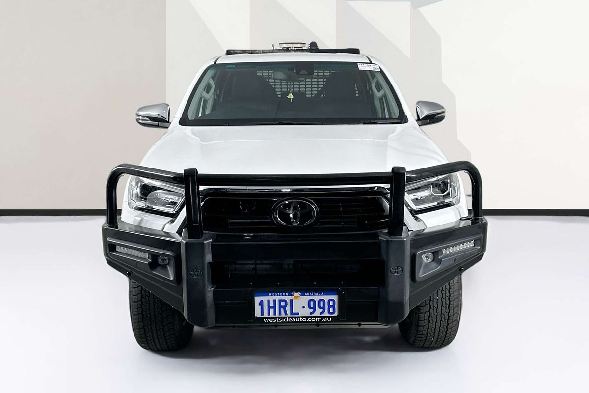 2022 Toyota HILUX SR5 (4x4) GUN126R 4X4