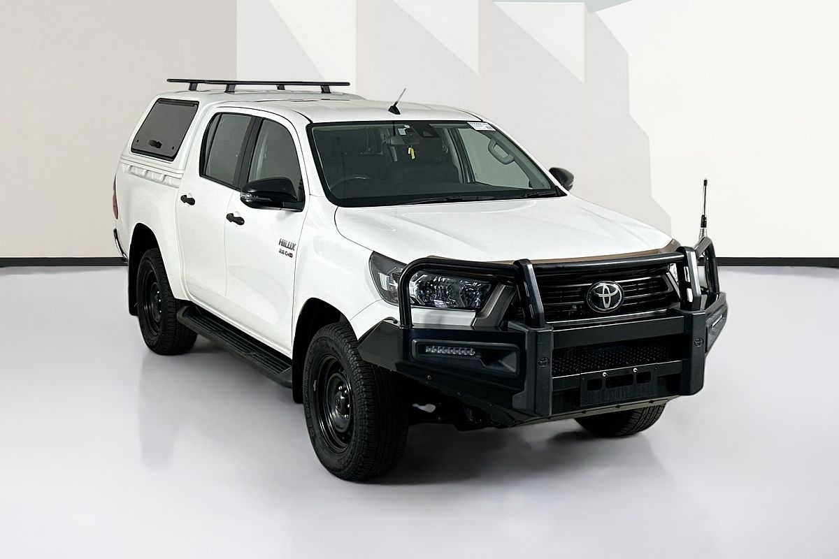 2020 Toyota HILUX SR (4x4) GUN126R FACELIFT 4X4