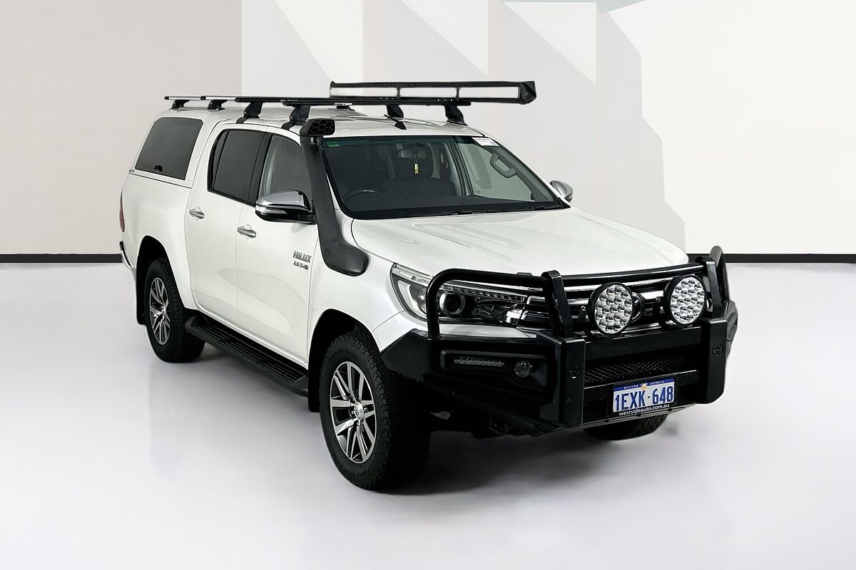 2015 Toyota HILUX SR5 (4x4) GUN126R 4X4