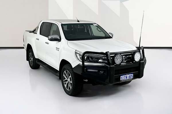 2017 Toyota HILUX SR5 (4x4) GUN126R 4X4