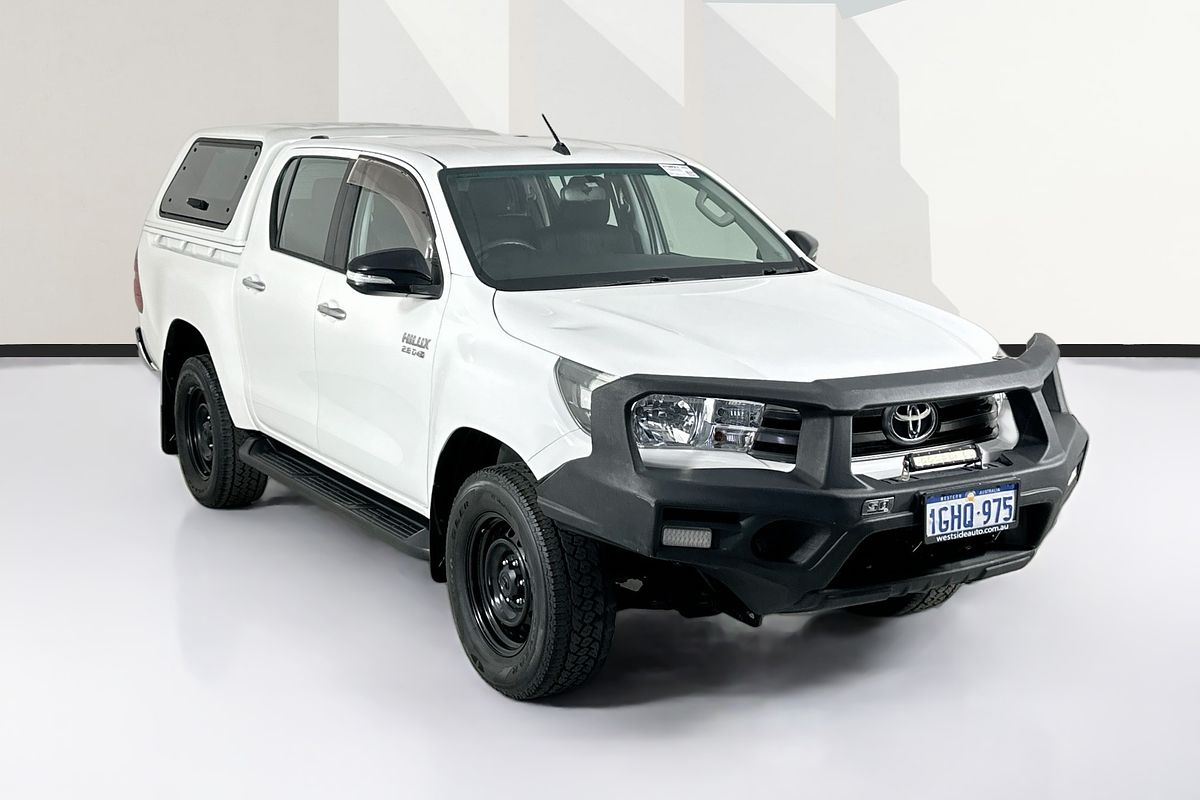 2017 Toyota HILUX SR (4x4) GUN126R 4X4