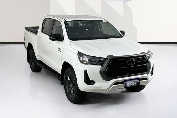 2022 Toyota HILUX SR (4x4) GUN126R 4X4