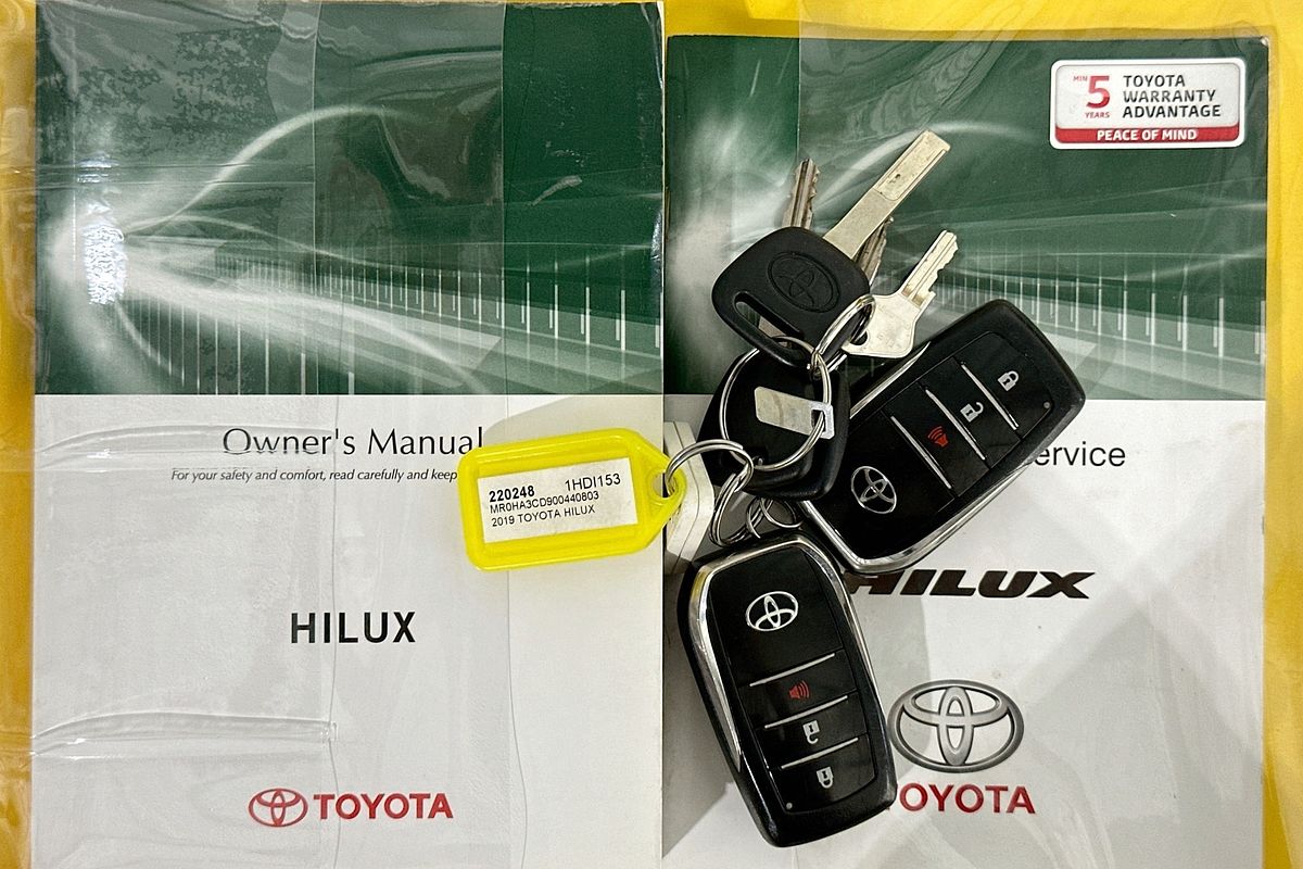 2019 Toyota HILUX SR5 (4x4) GUN126R MY19 4X4