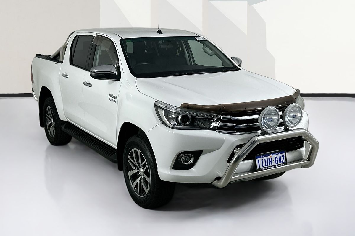 2017 Toyota HILUX SR5 (4x4) GUN126R 4X4