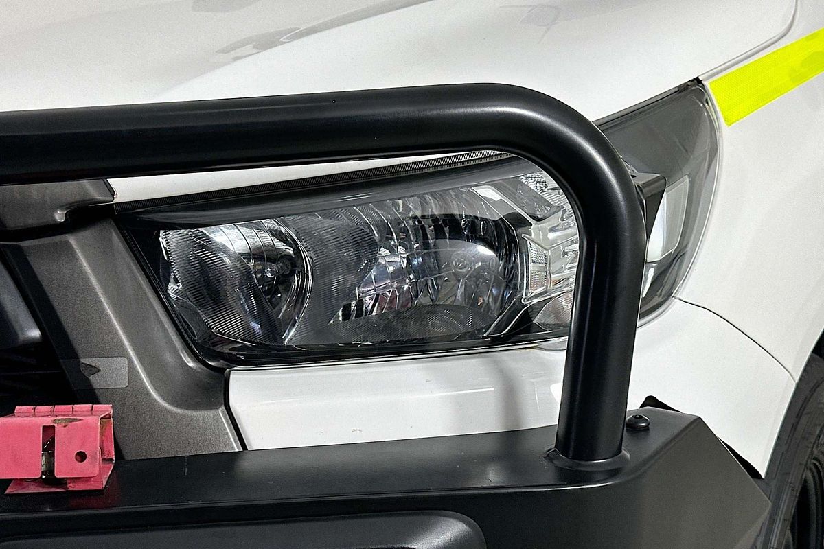 2021 Toyota HILUX SR (4x4) GUN126R FACELIFT 4X4