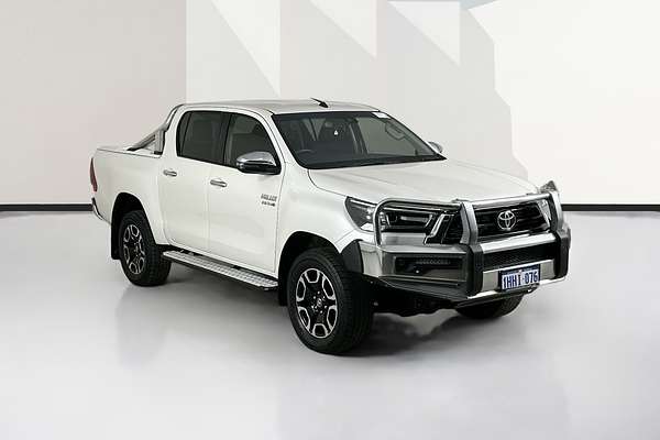2021 Toyota HILUX SR5 (4x4) GUN126R FACELIFT 4X4