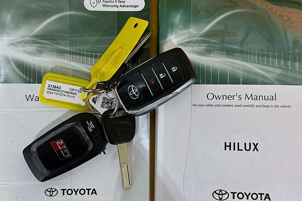 2024 Toyota HILUX GR-SPORT (4x4) GUN126R 4X4
