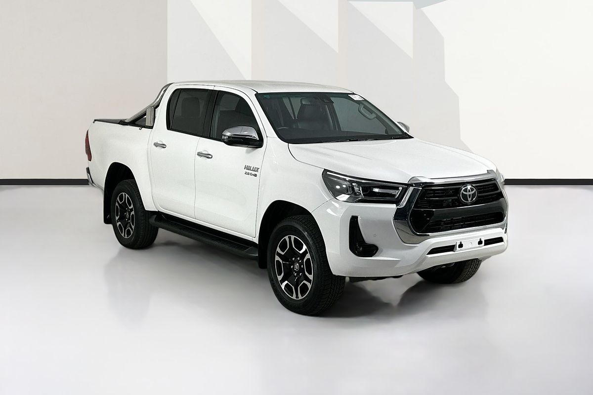 2021 Toyota HILUX SR5+ (4x4) GUN126R FACELIFT 4X4
