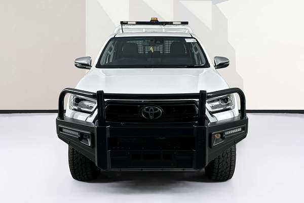 2021 Toyota HILUX SR5 (4x4) GUN126R FACELIFT 4X4