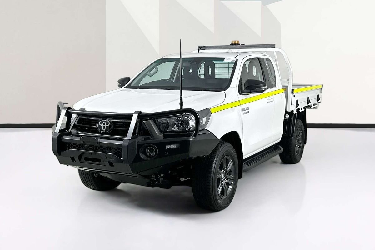 2023 Toyota Hilux SR (4x4) GUN126R 4X4
