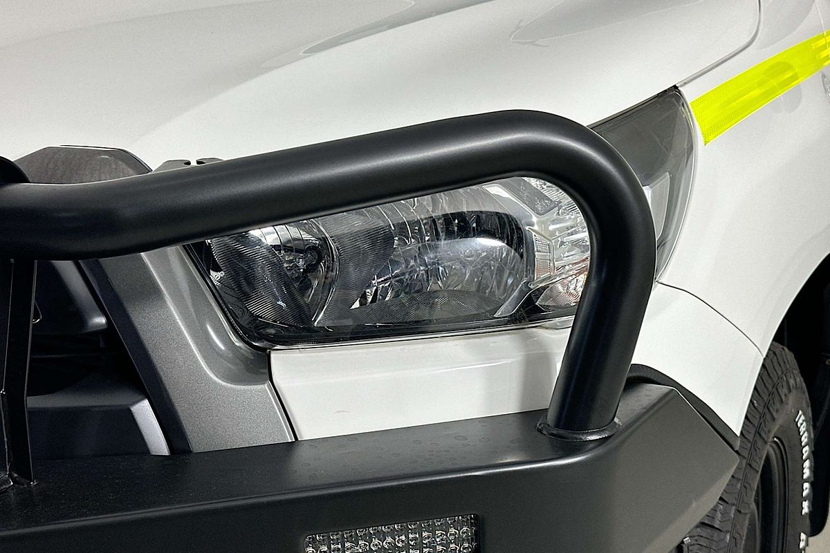 2021 Toyota HILUX SR (4x4) GUN126R FACELIFT 4X4