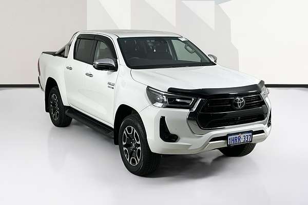 2022 Toyota HILUX SR5 (4x4) GUN126R 4X4