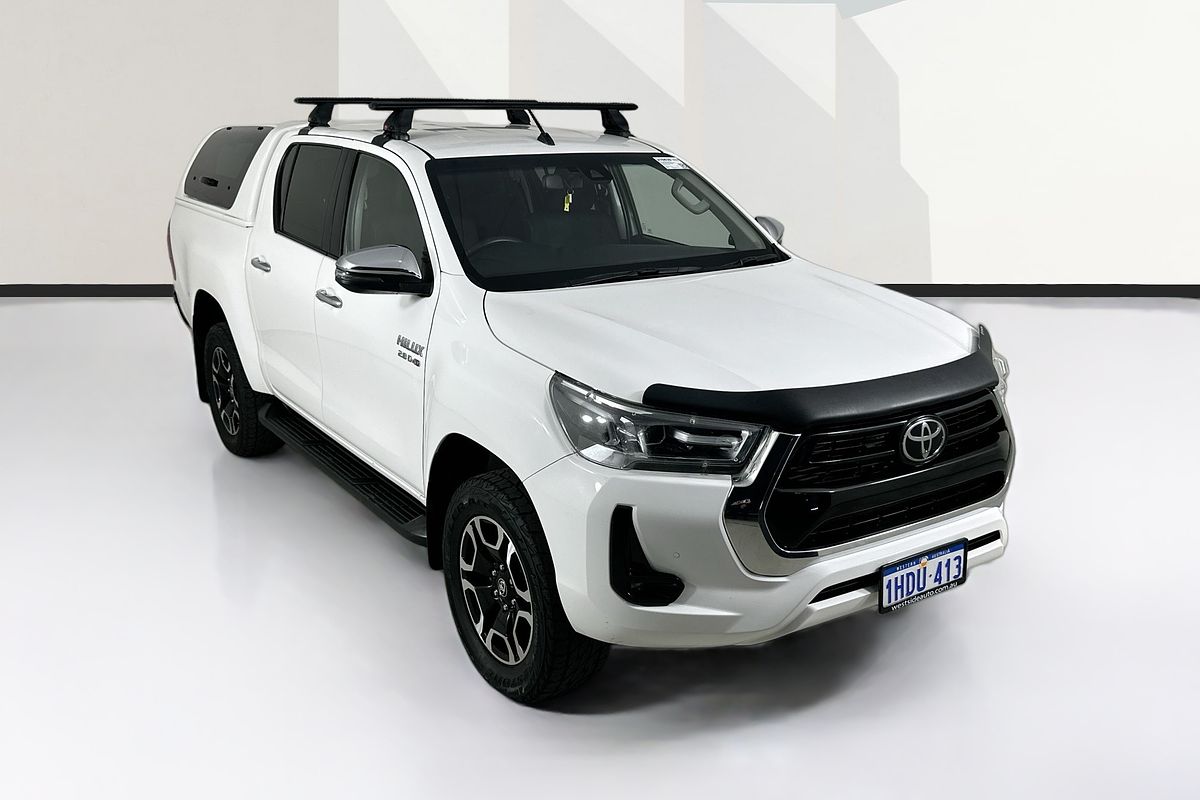 2020 Toyota HILUX SR5 (4x4) GUN126R FACELIFT 4X4