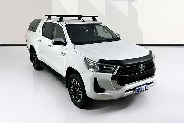 2020 Toyota HILUX SR5 (4x4) GUN126R FACELIFT 4X4