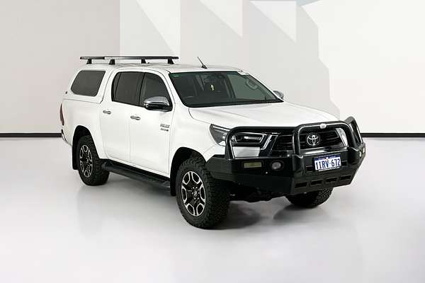 2021 Toyota HILUX SR5 (4x4) GUN126R 4X4