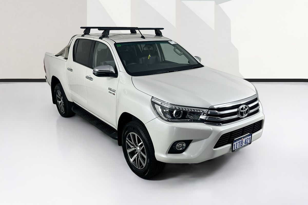 2017 Toyota HILUX SR5 (4x4) GUN126R 4X4