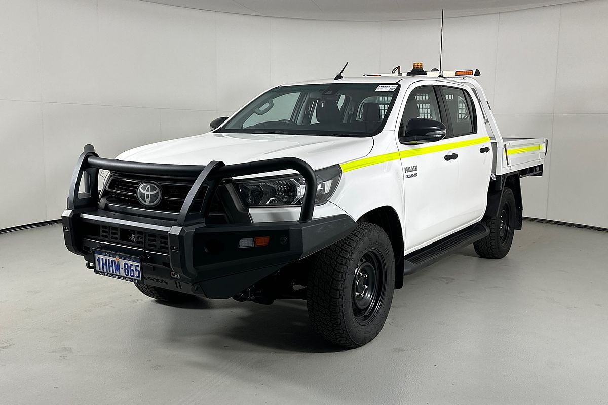 2021 Toyota HILUX SR (4x4) GUN126R FACELIFT 4X4