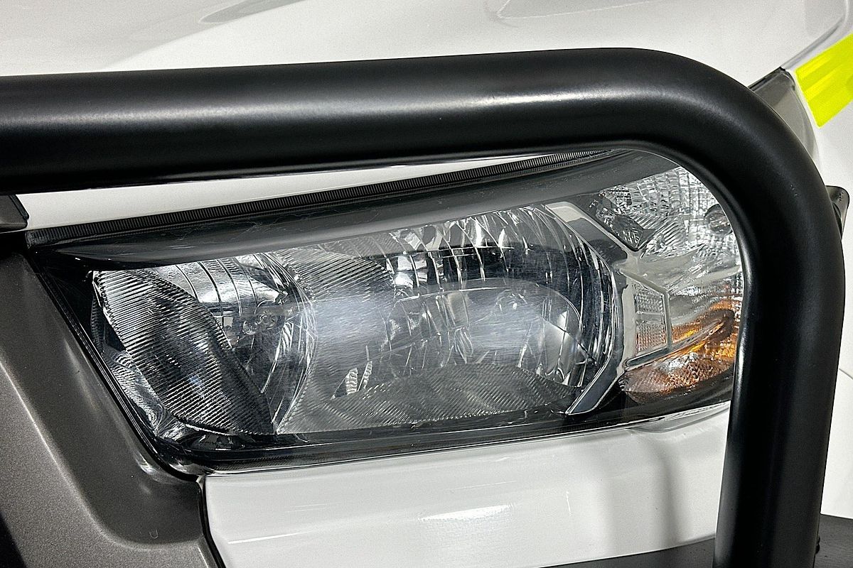 2021 Toyota HILUX SR (4x4) GUN126R 4X4